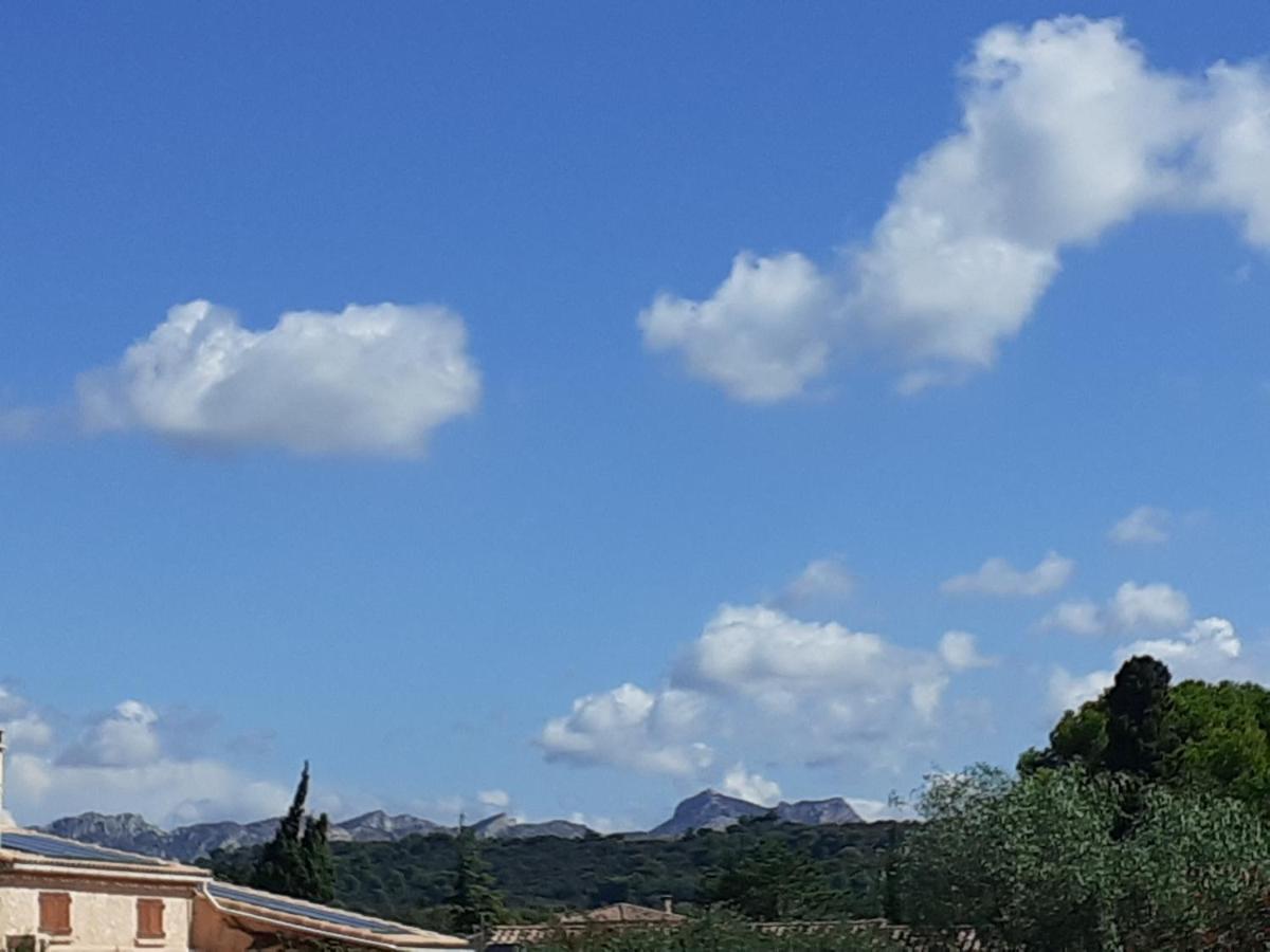 Apartmán Sous Le Soleil Des Alpilles Mouries Exteriér fotografie