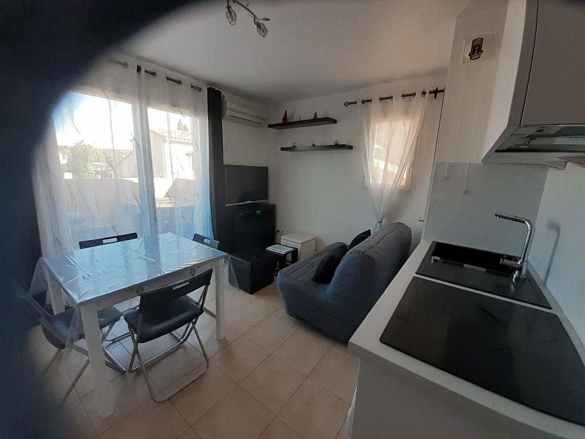 Apartmán Sous Le Soleil Des Alpilles Mouries Exteriér fotografie